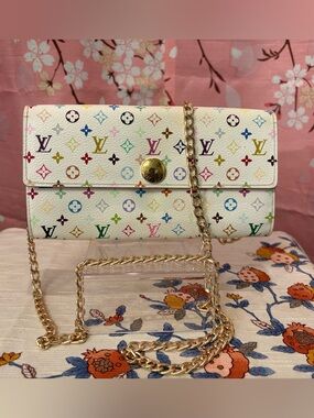 Louis Vuitton Monogram Murakami Multicolor Sarah Wallet White Pink LE 2010 Auth